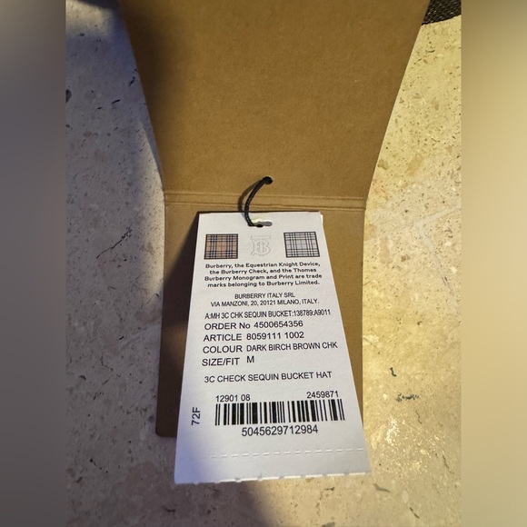 Authentic Burberry Hat. Size M. - Picture 6 of 9